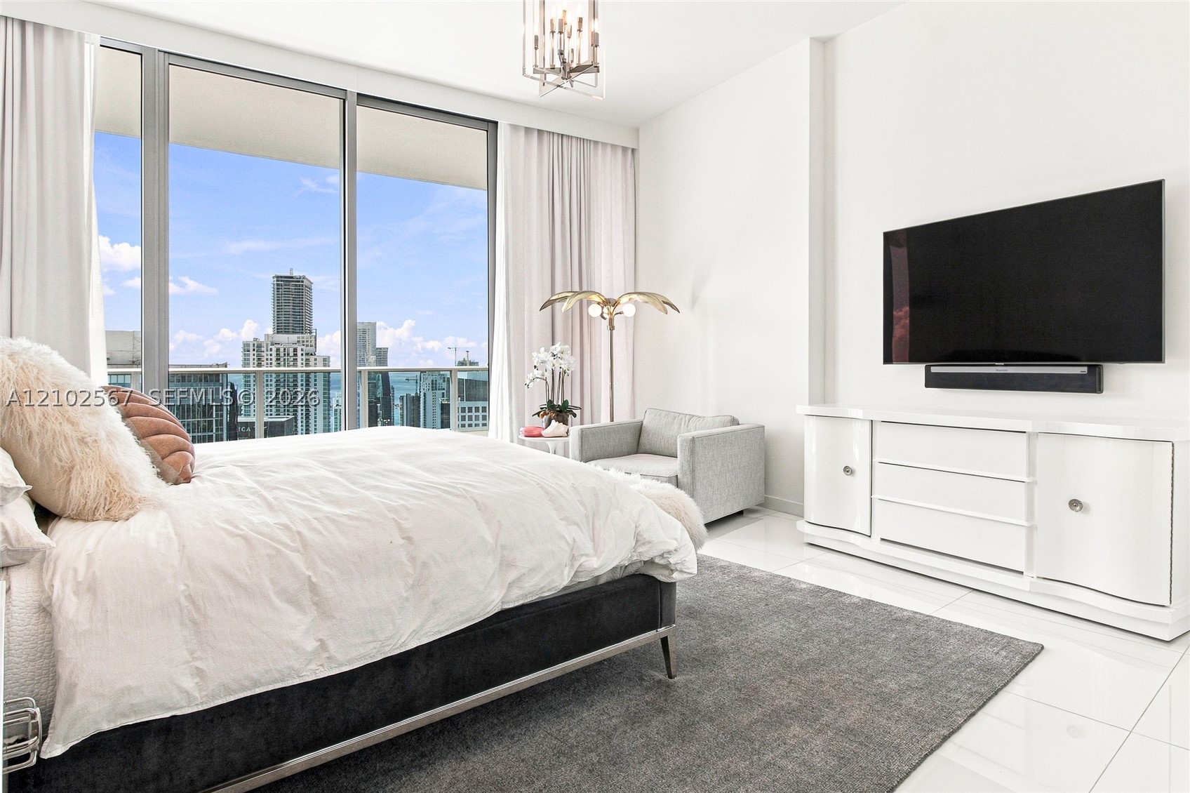 200 Biscayne Boulevard Way #5302, Miami FL 33131