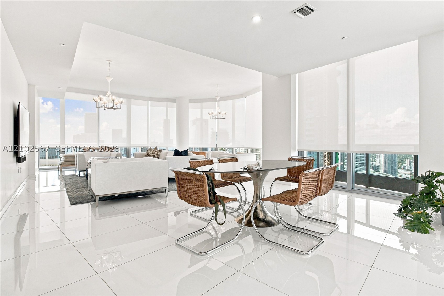 200 Biscayne Boulevard Way #5302, Miami FL 33131