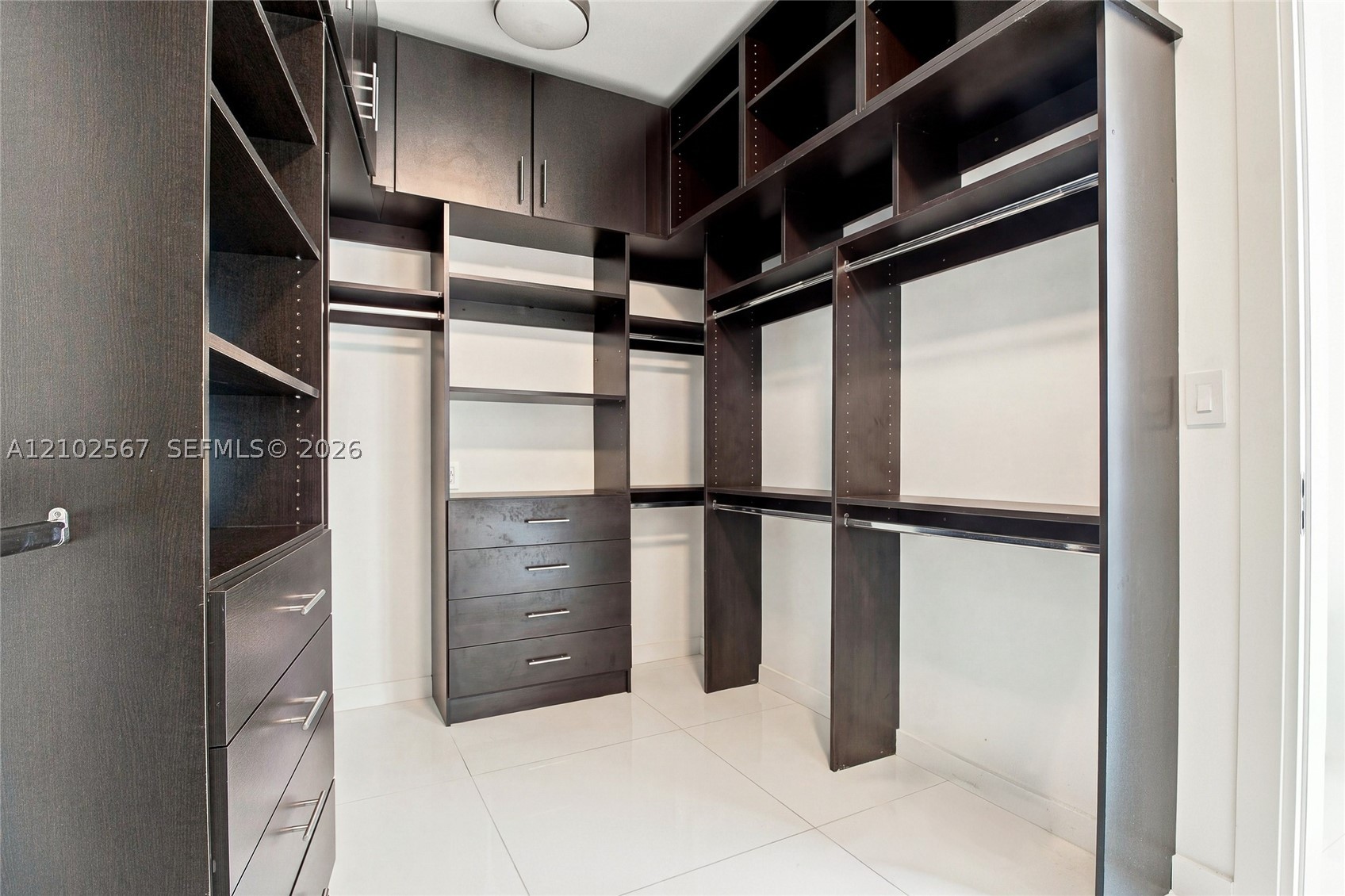 200 Biscayne Boulevard Way #5302, Miami FL 33131