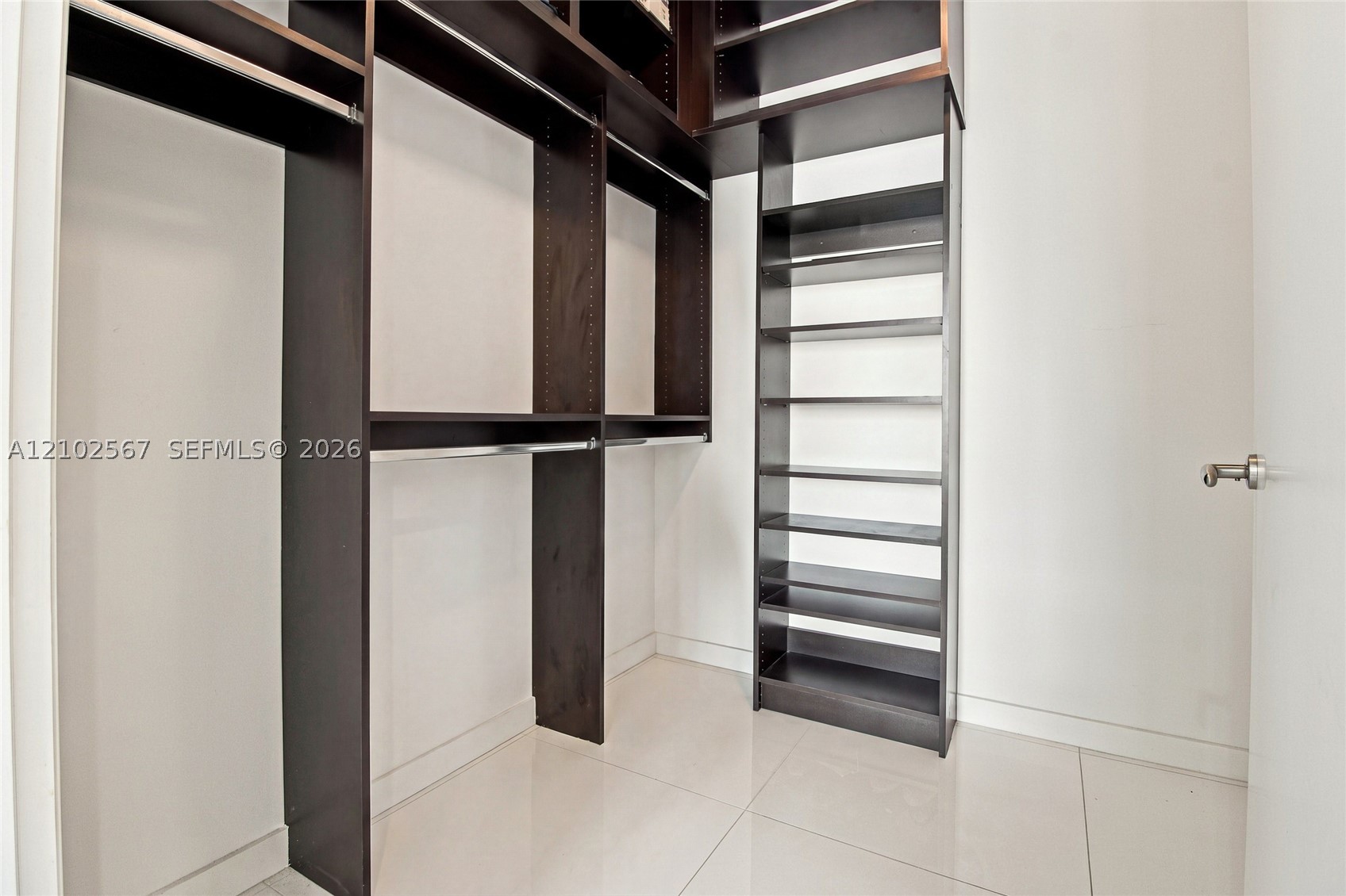 200 Biscayne Boulevard Way #5302, Miami FL 33131