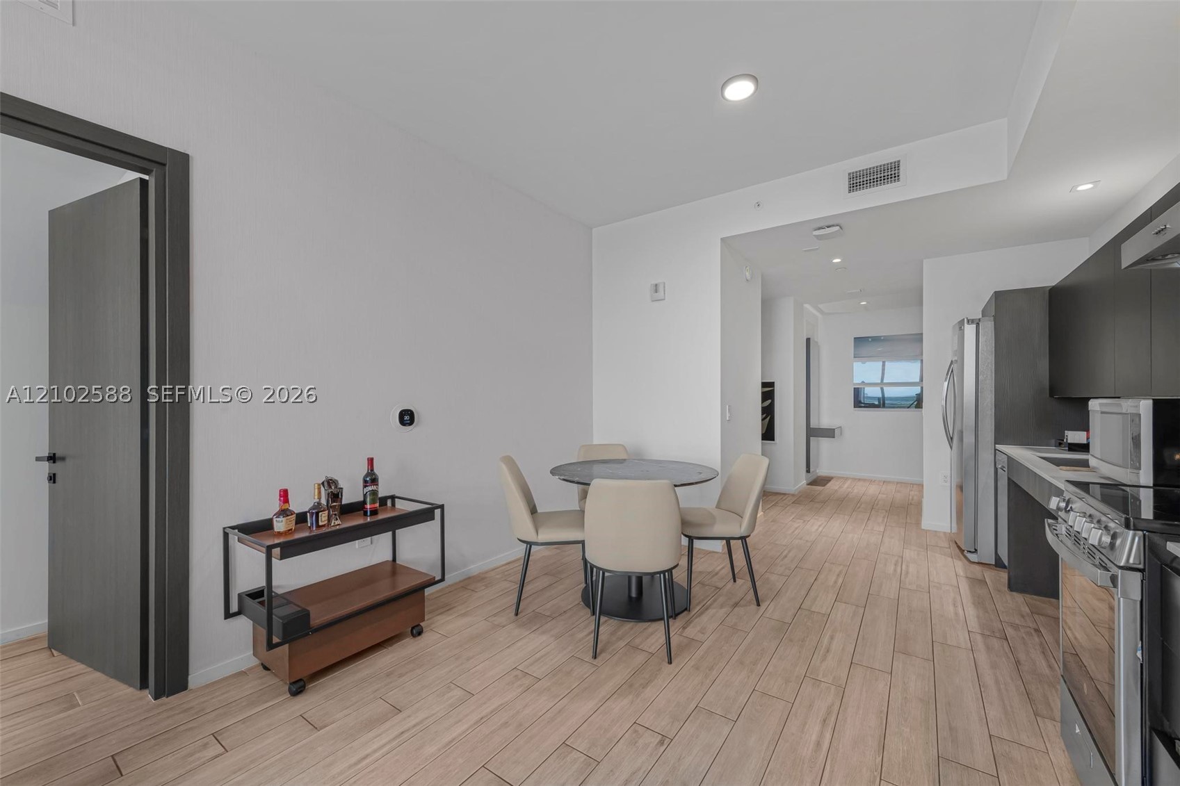 398 NE 5th St #1711, Miami FL 33132