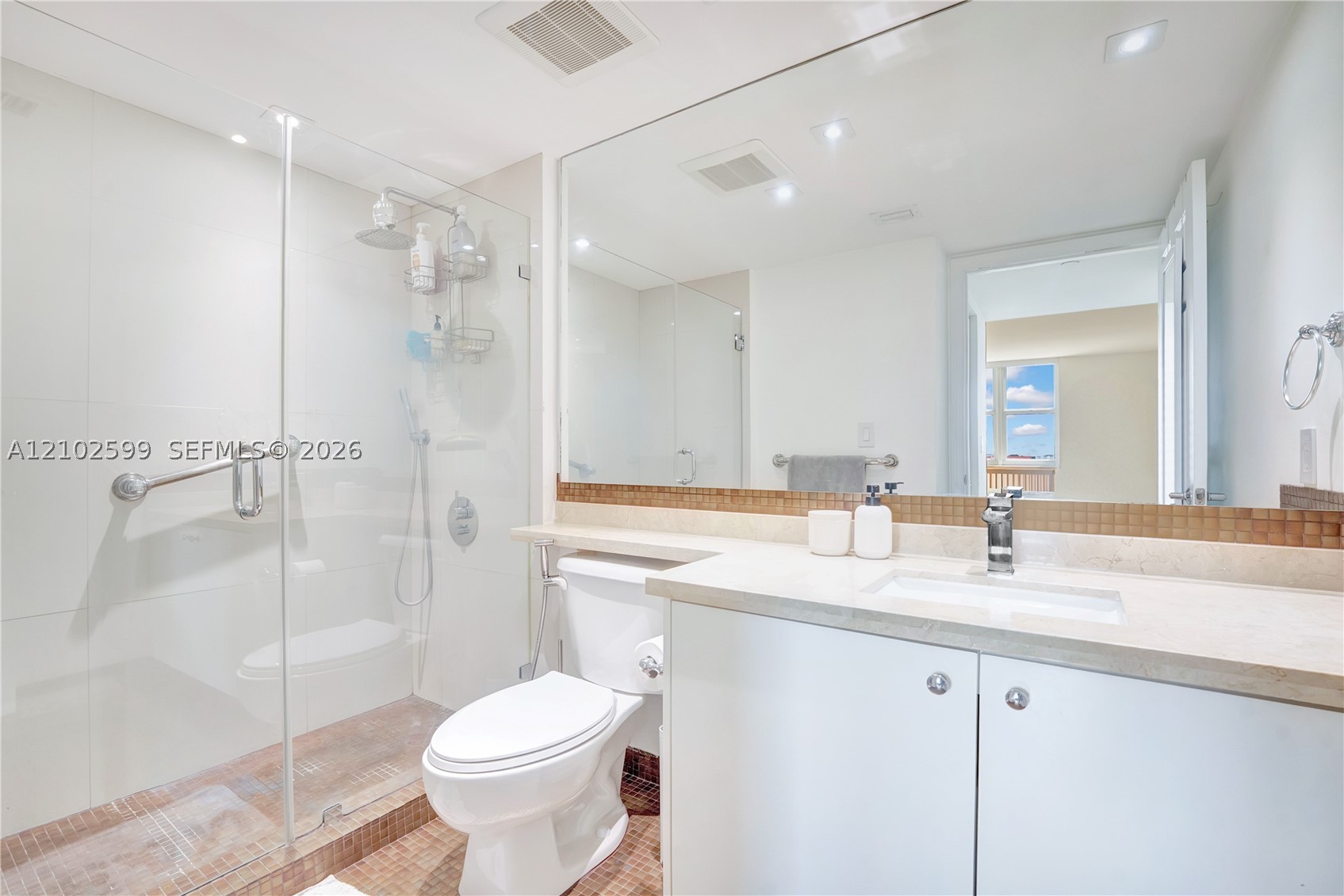 3000 Coral Way #606, Miami FL 33145
