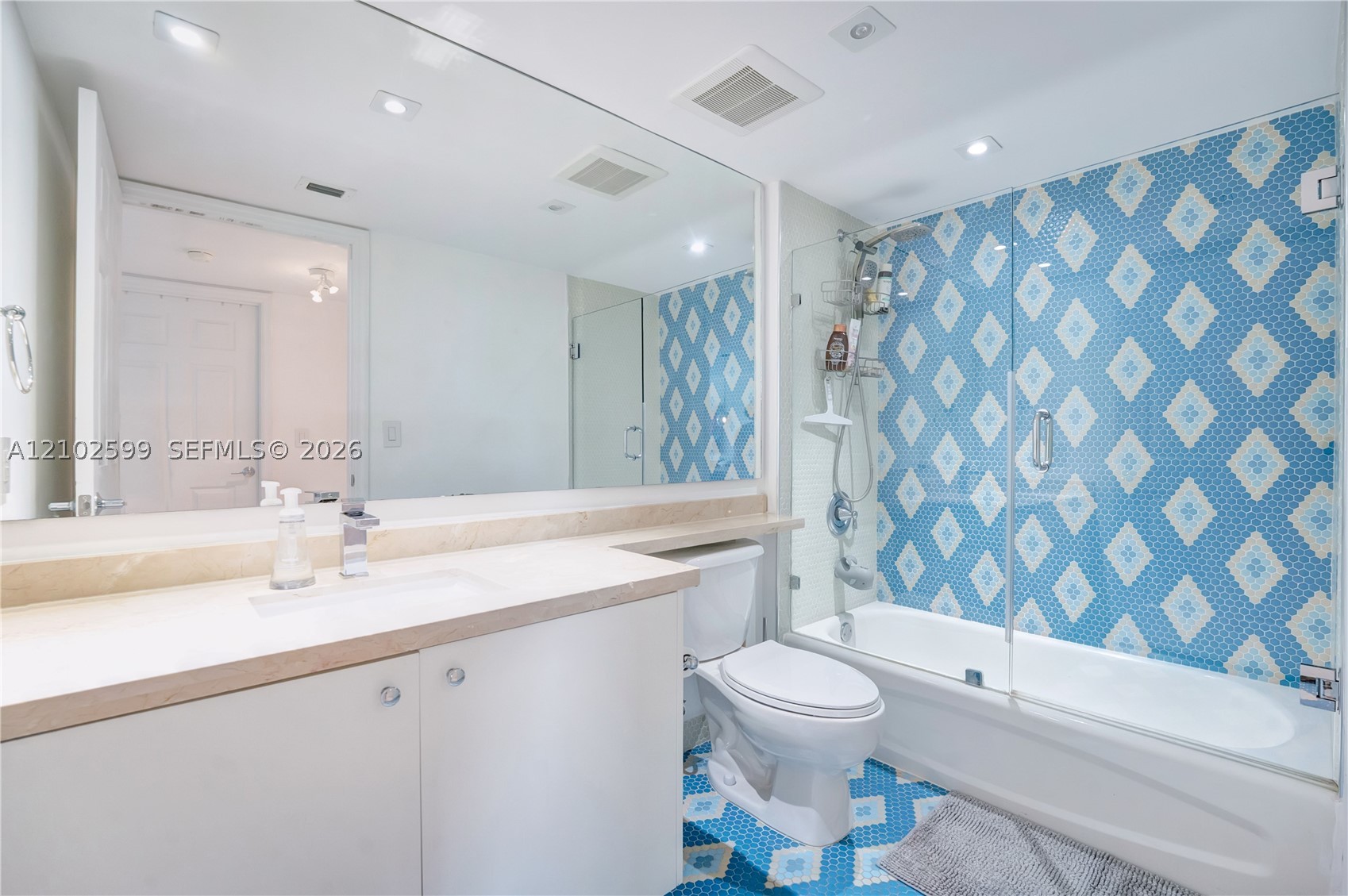 3000 Coral Way #606, Miami FL 33145