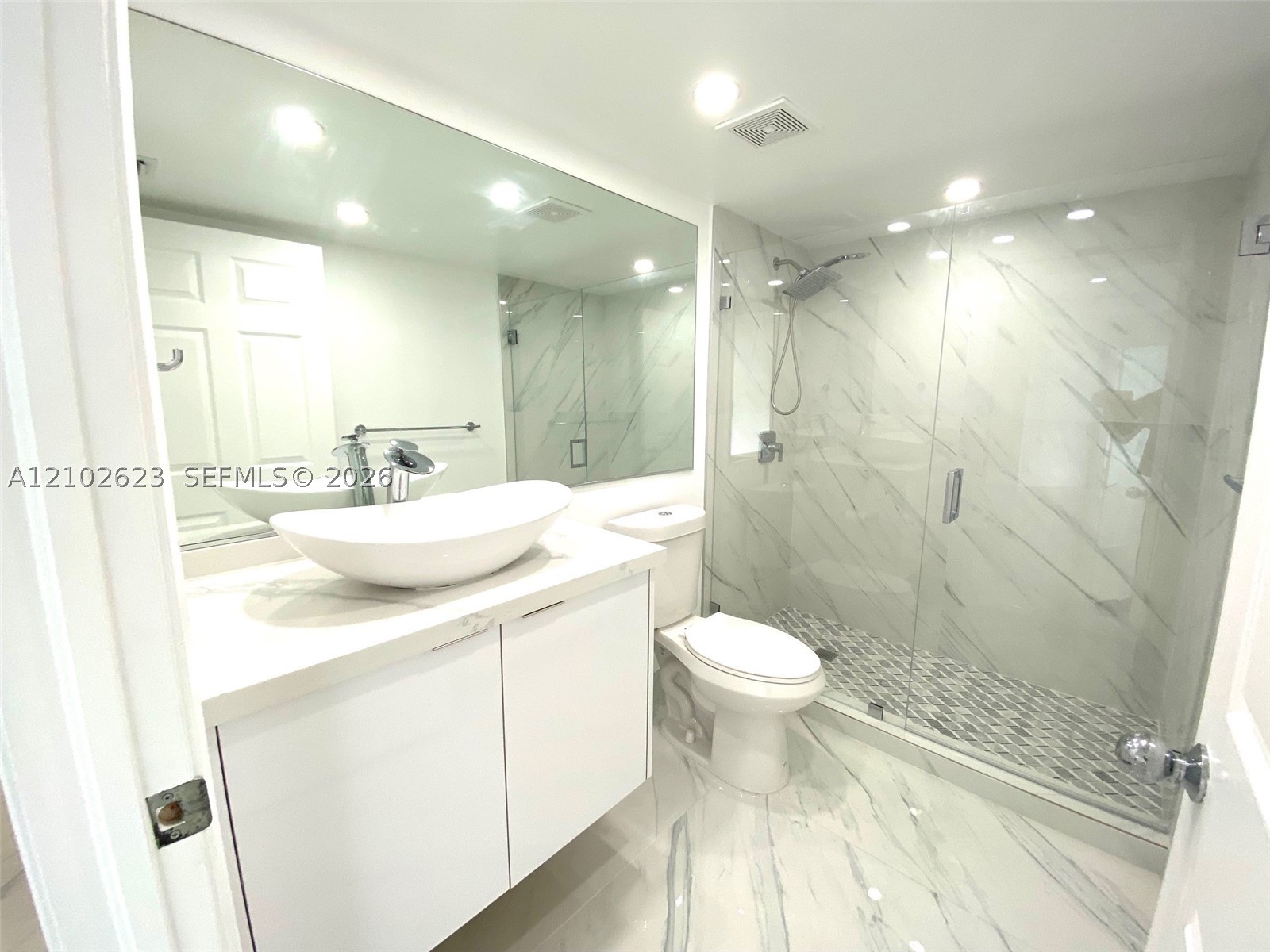 3530 Mystic Pointe Dr #2703, Aventura FL 33180