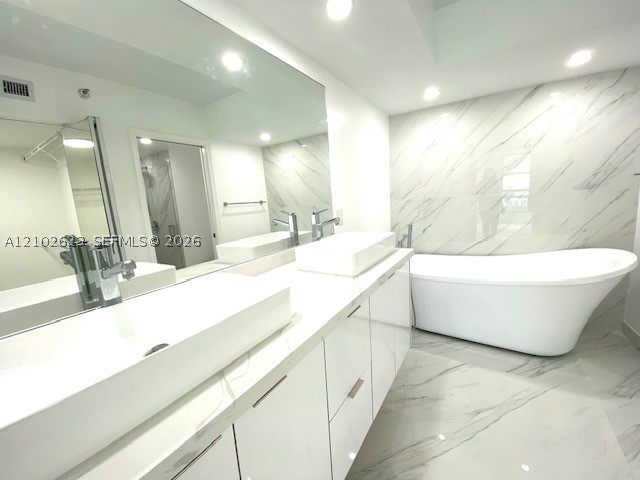 3530 Mystic Pointe Dr #2703, Aventura FL 33180