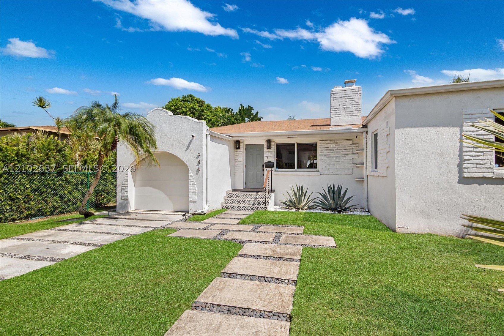 945 NE 82nd St, Miami FL 33138