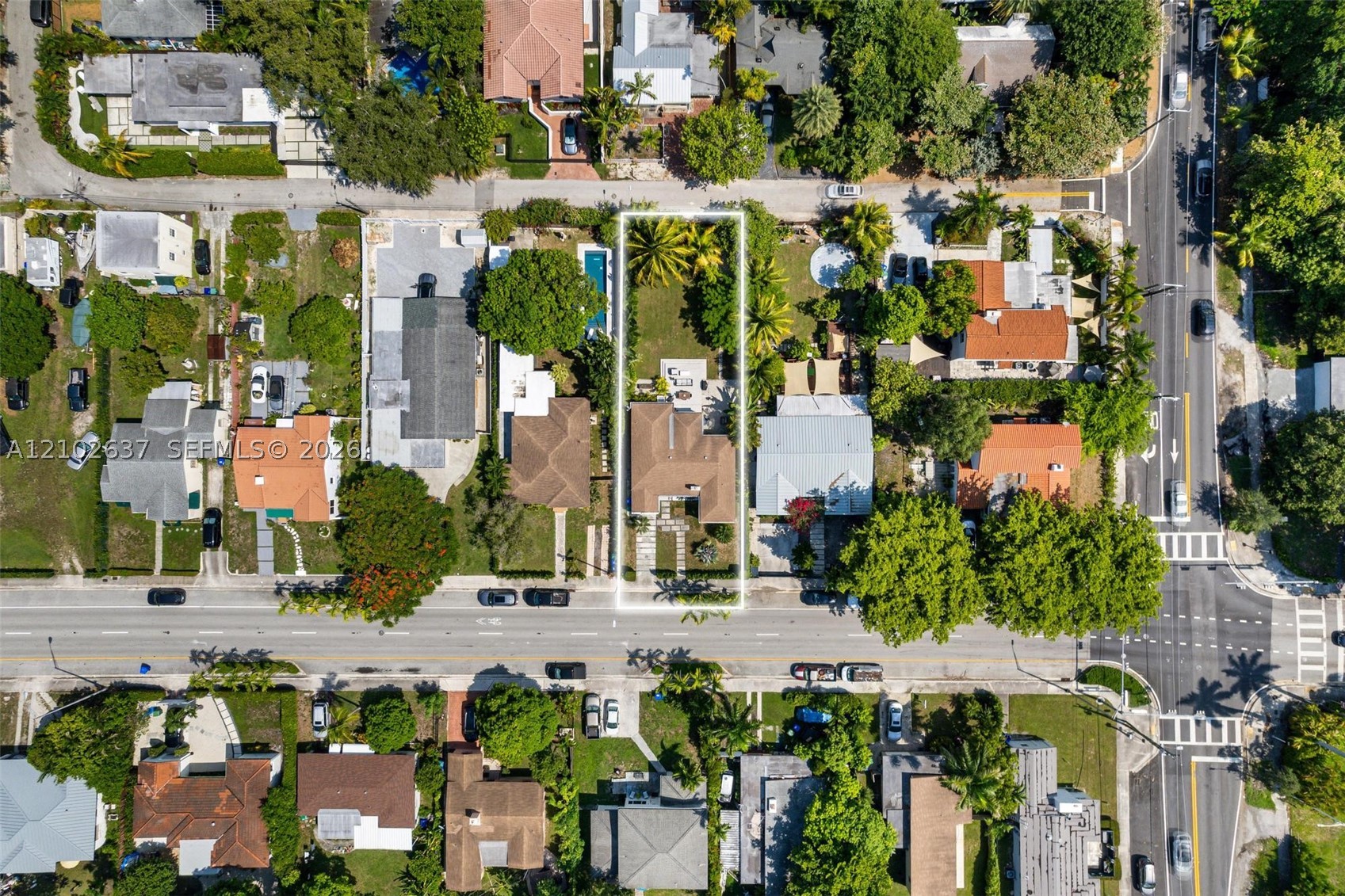 945 NE 82nd St, Miami FL 33138