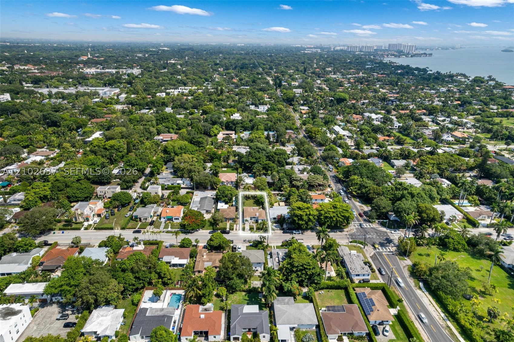 945 NE 82nd St, Miami FL 33138