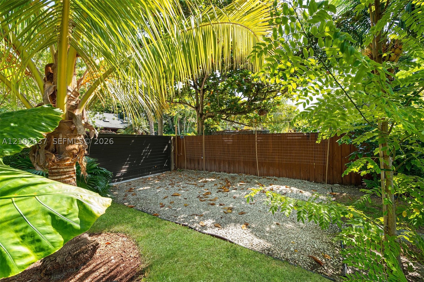 945 NE 82nd St, Miami FL 33138