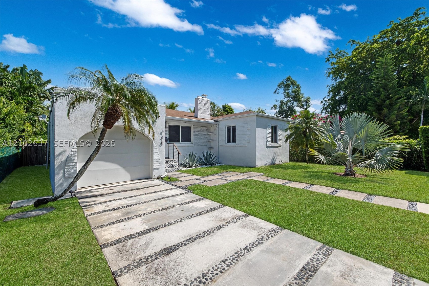 945 NE 82nd St, Miami FL 33138