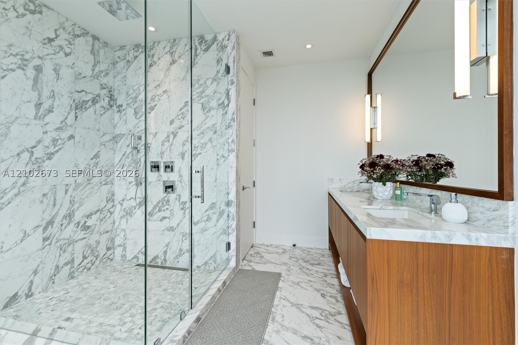 175 SE 25 Road #2003, Miami FL 33129