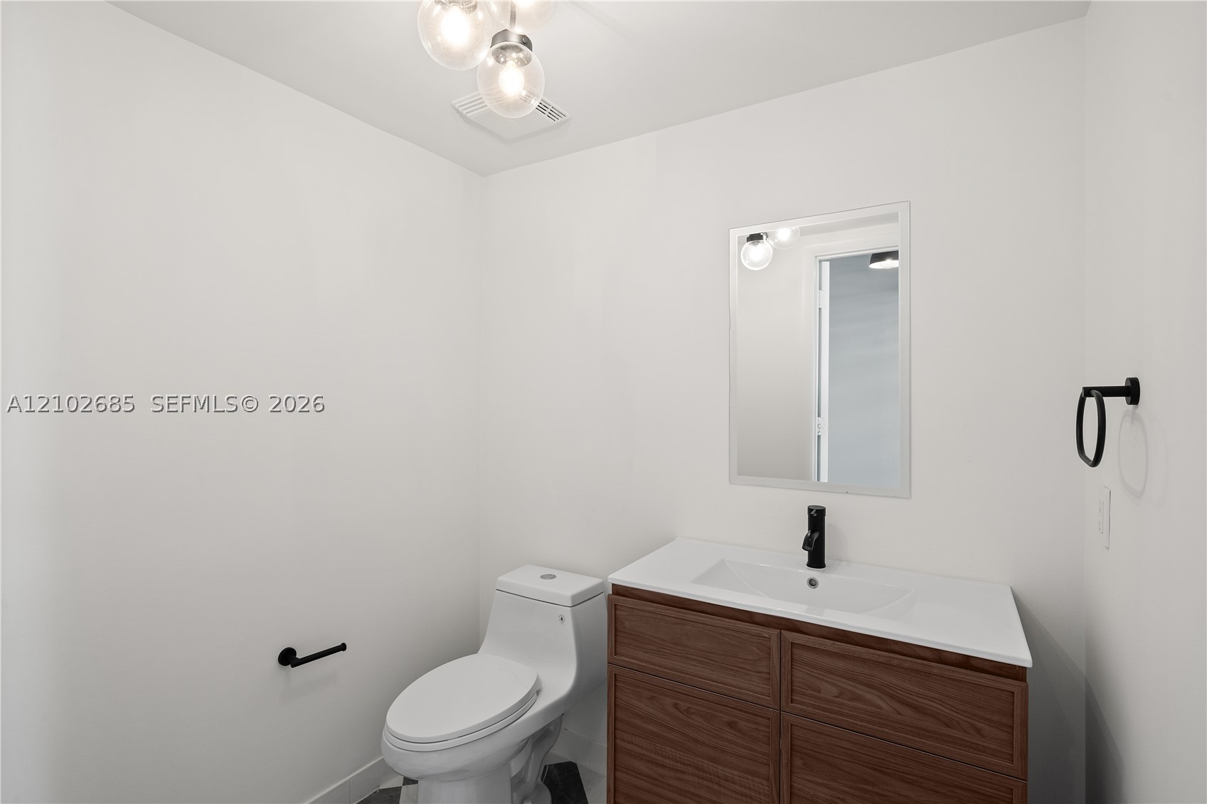 690 SW 1st Ct #2115, Miami FL 33130
