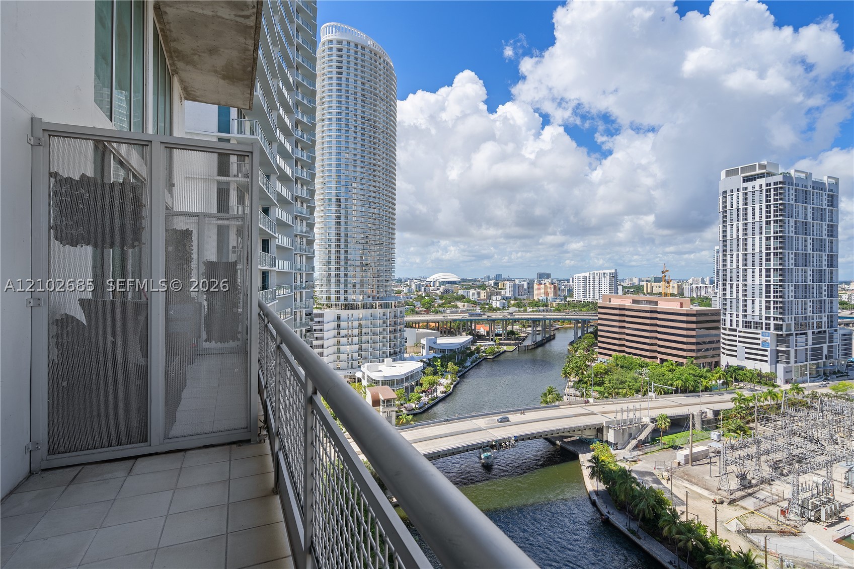 690 SW 1st Ct #2115, Miami FL 33130