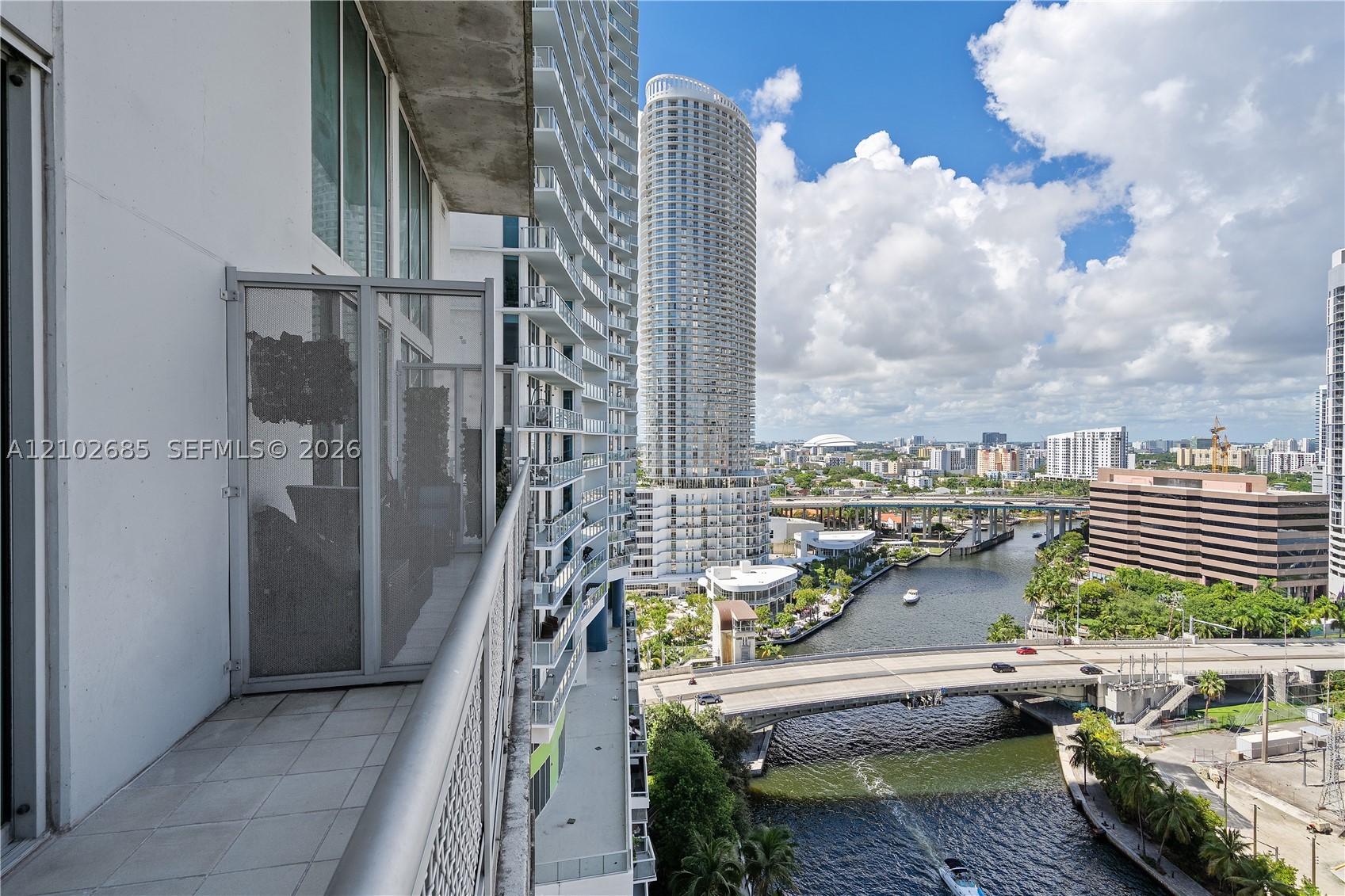 690 SW 1st Ct #2115, Miami FL 33130