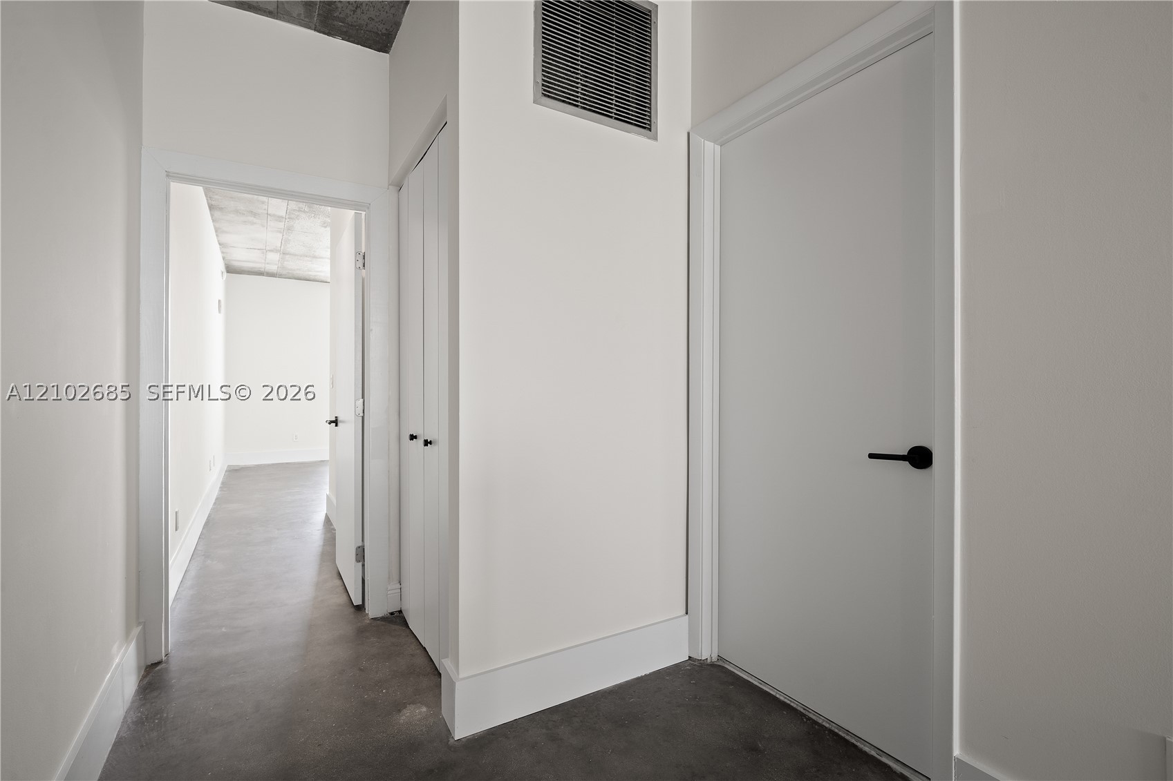 690 SW 1st Ct #2115, Miami FL 33130