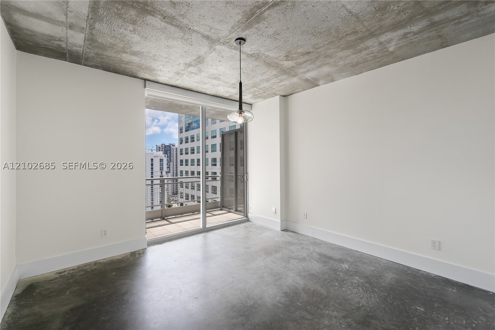 690 SW 1st Ct #2115, Miami FL 33130