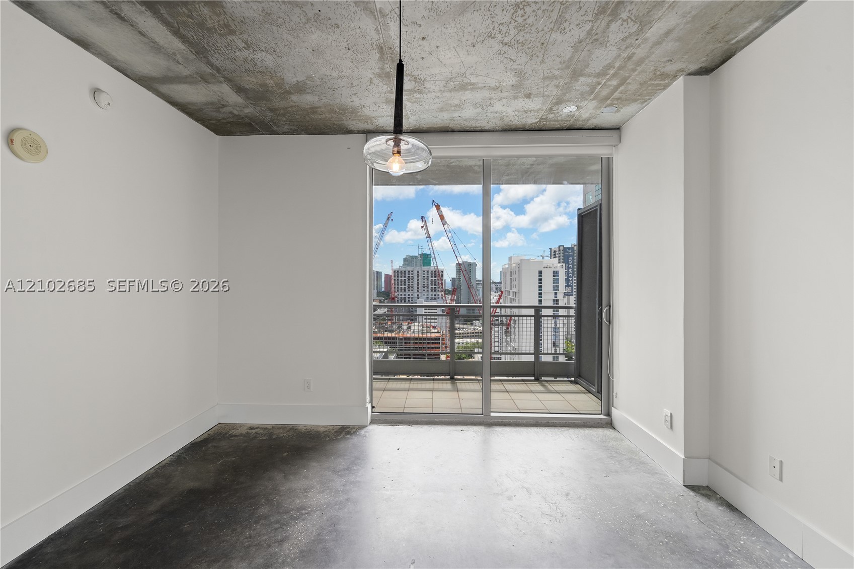 690 SW 1st Ct #2115, Miami FL 33130