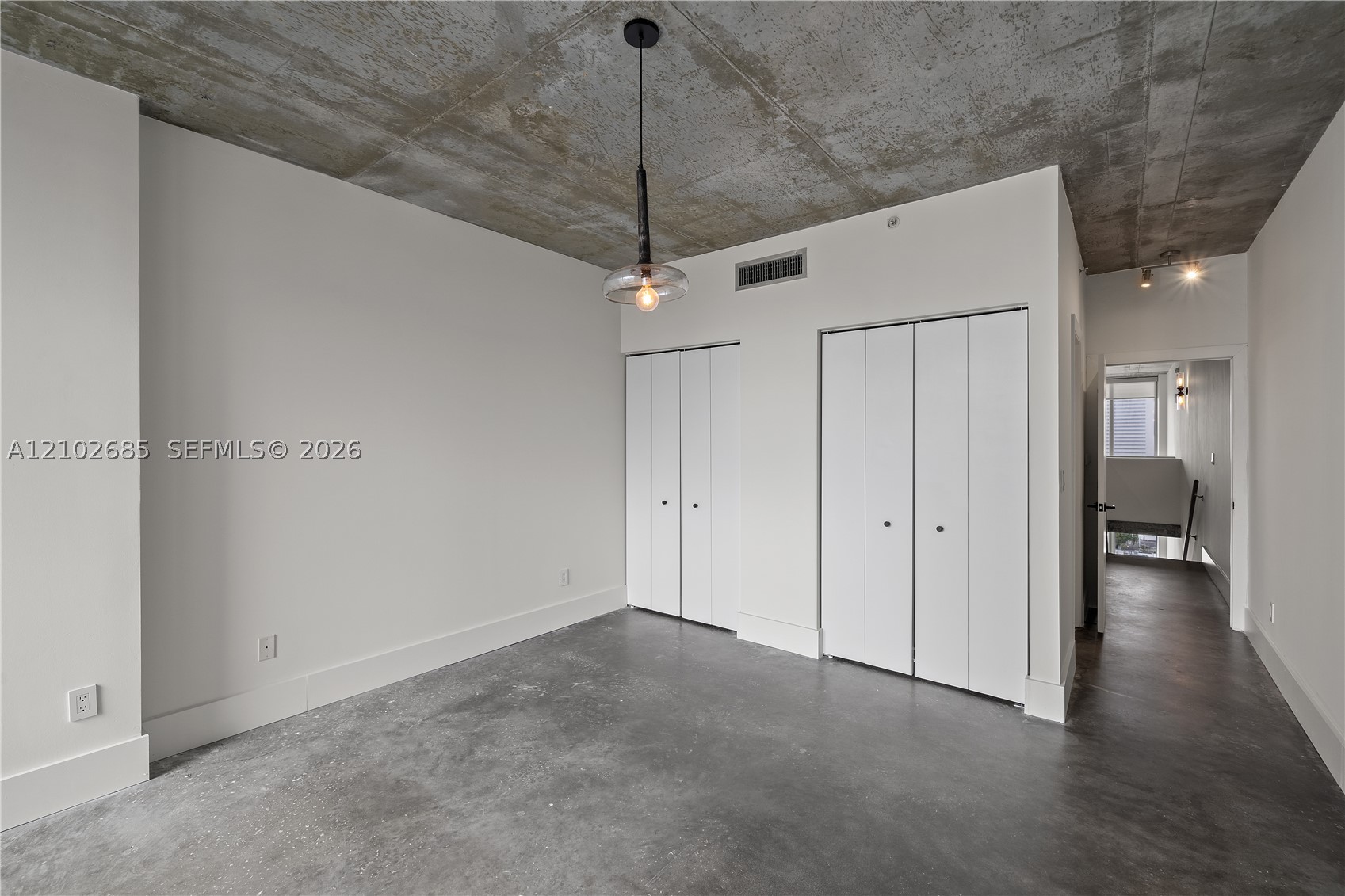 690 SW 1st Ct #2115, Miami FL 33130