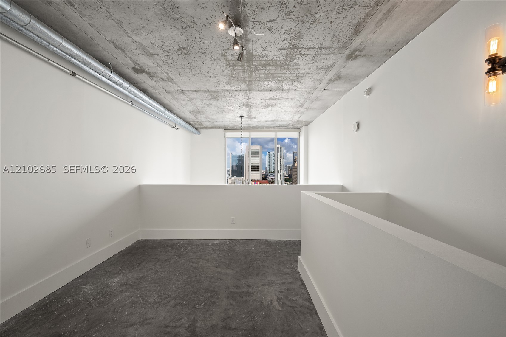 690 SW 1st Ct #2115, Miami FL 33130