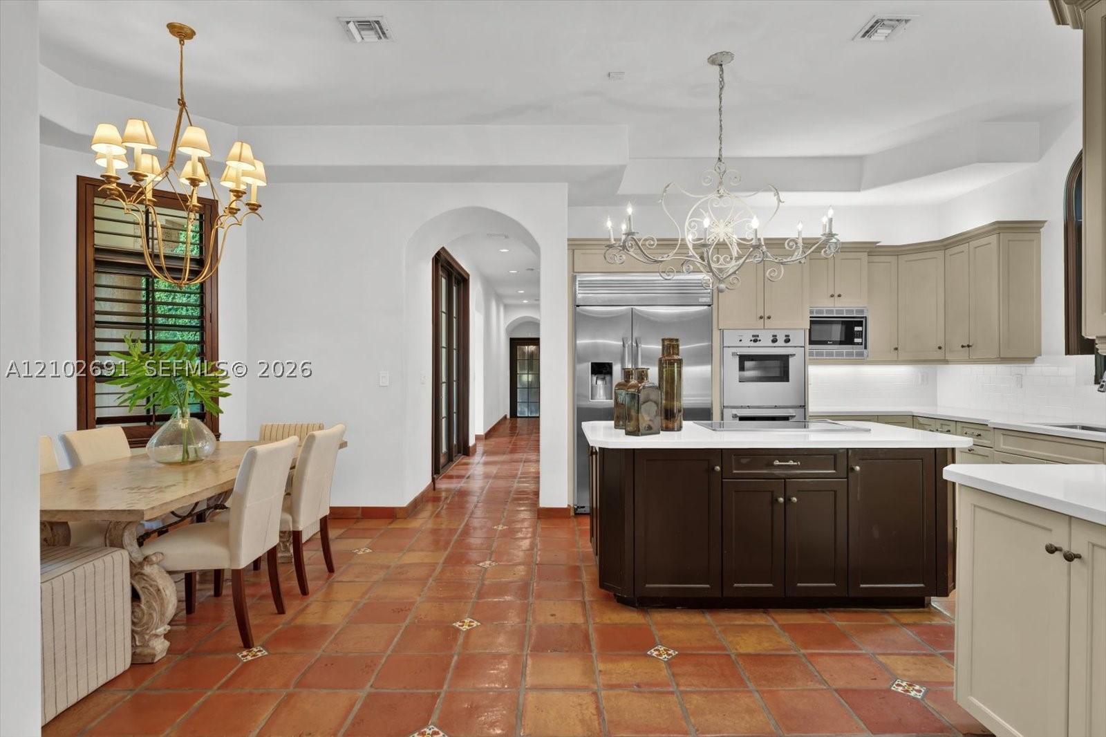 5746 SW 100th St, Pinecrest FL 33156