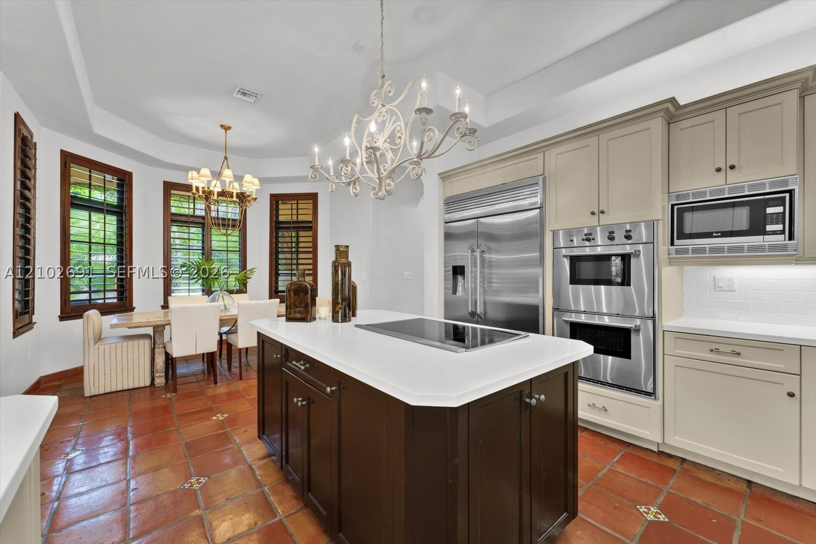 5746 SW 100th St, Pinecrest FL 33156