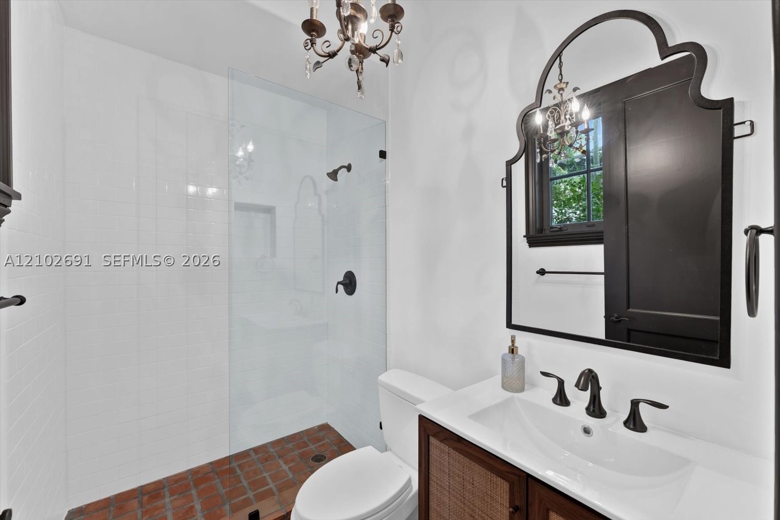 5746 SW 100th St, Pinecrest FL 33156