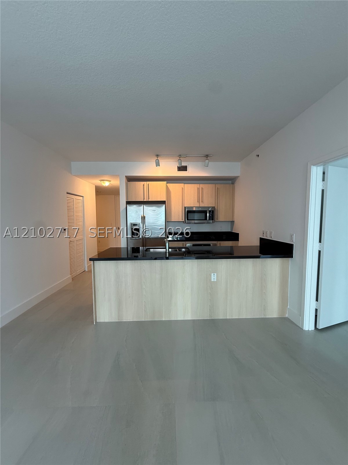 1111 SW 1st Ave #2717-N, Miami FL 33130