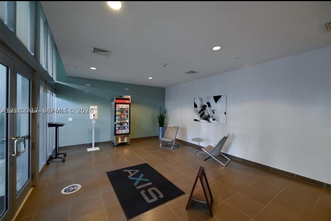 1111 SW 1st Ave #2717-N, Miami FL 33130
