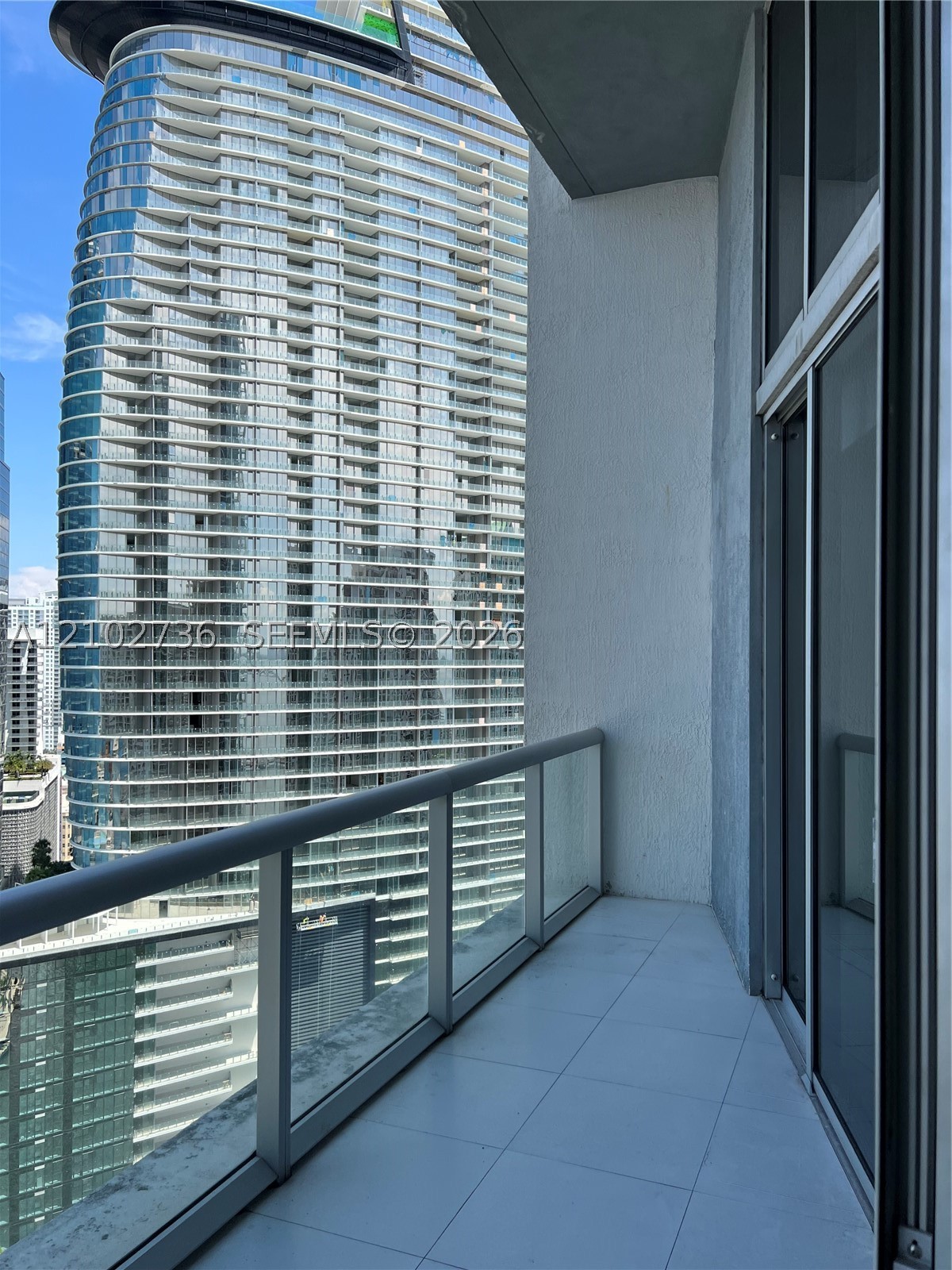 465 Brickell Ave #2804, Miami FL 33131