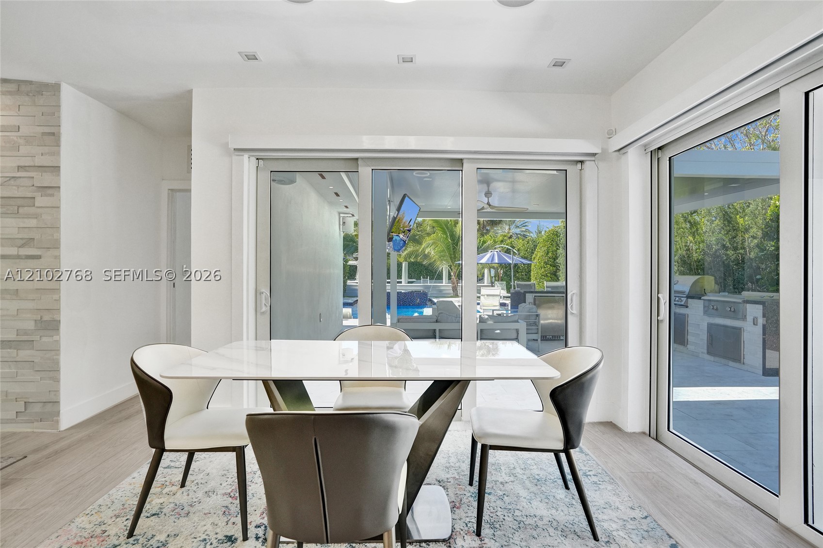 7640 Bayside Ln, Miami Beach FL 33141