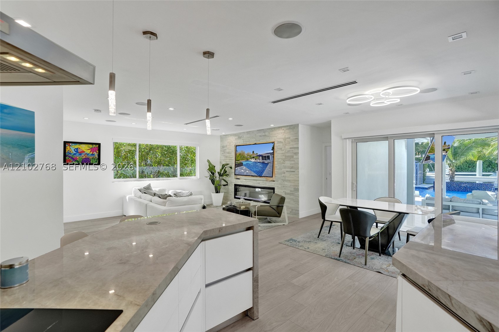 7640 Bayside Ln, Miami Beach FL 33141