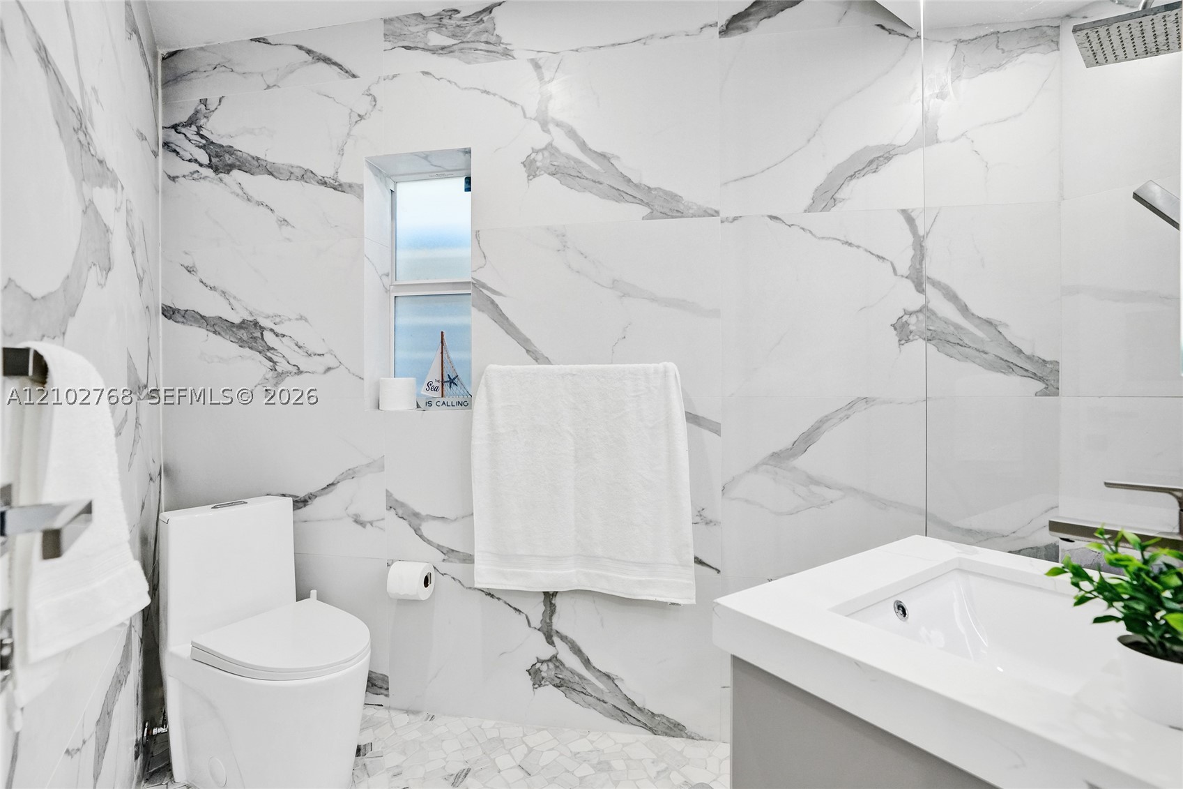 7640 Bayside Ln, Miami Beach FL 33141