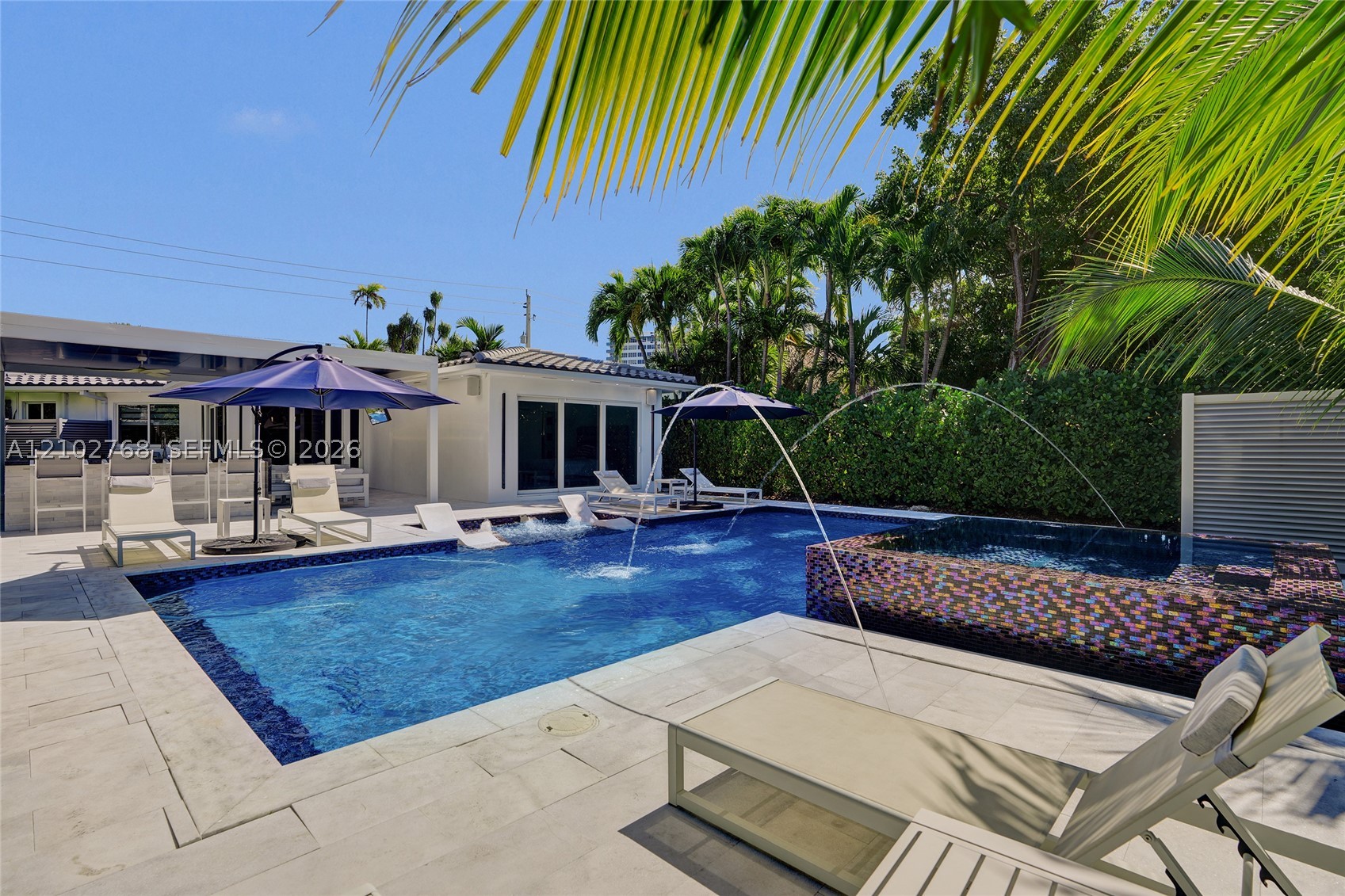 7640 Bayside Ln, Miami Beach FL 33141
