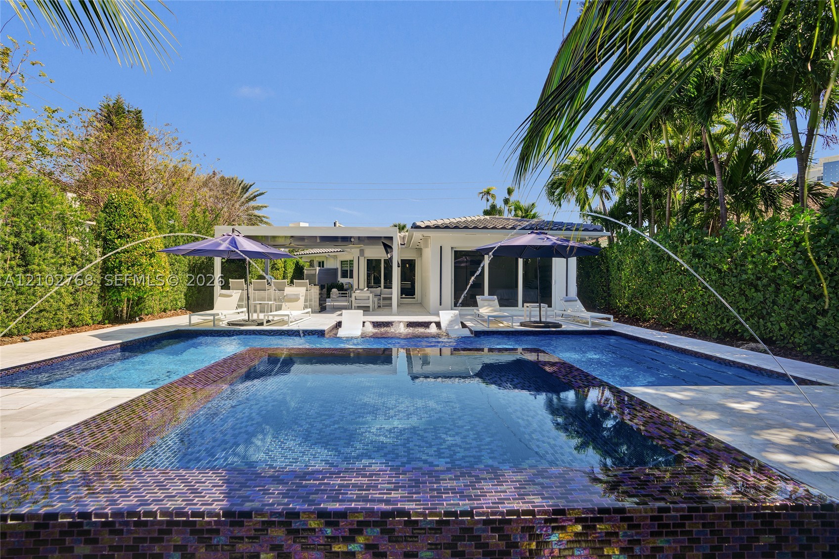 7640 Bayside Ln, Miami Beach FL 33141