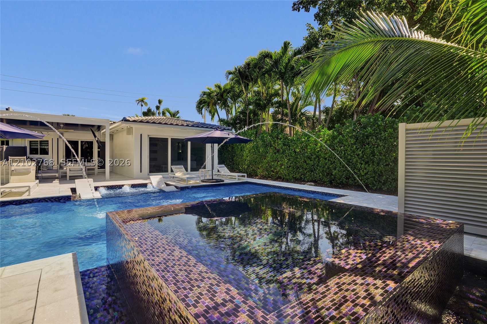7640 Bayside Ln, Miami Beach FL 33141