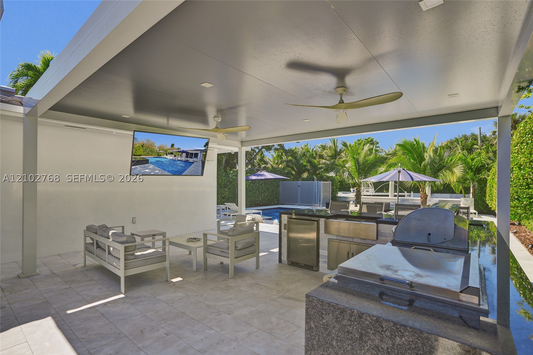 7640 Bayside Ln, Miami Beach FL 33141