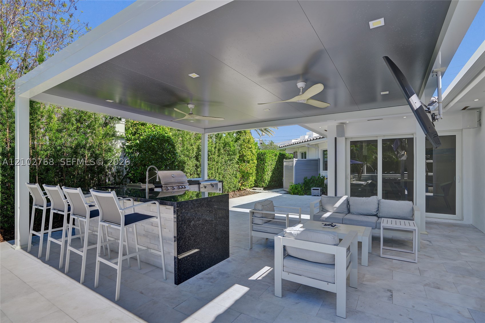 7640 Bayside Ln, Miami Beach FL 33141