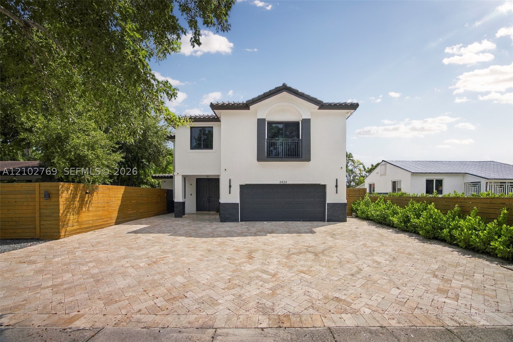 6434 SW 38th St, Miami FL 33155