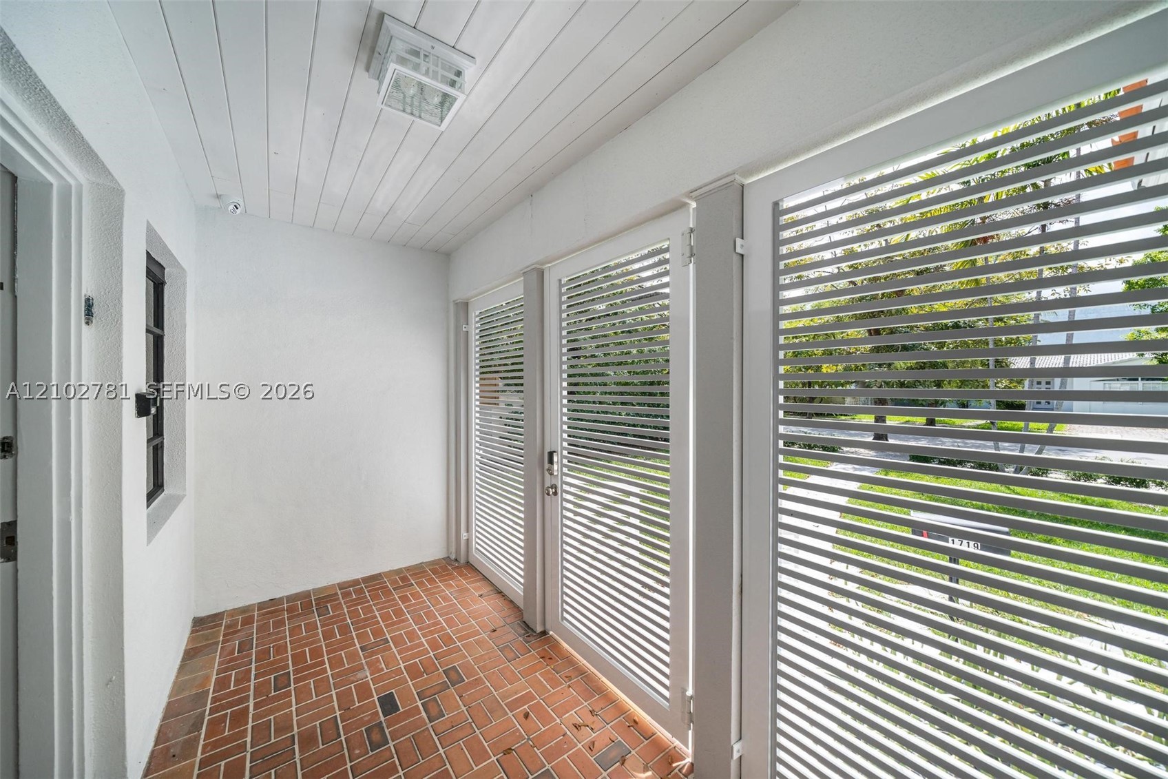 1719 Lenox Ave, Miami Beach FL 33139