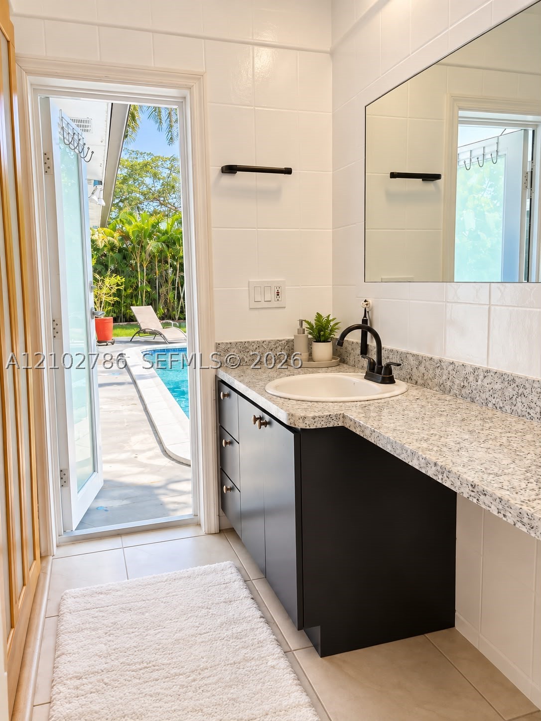 2200 NW 73rd Ave #2200, Sunrise FL 33313