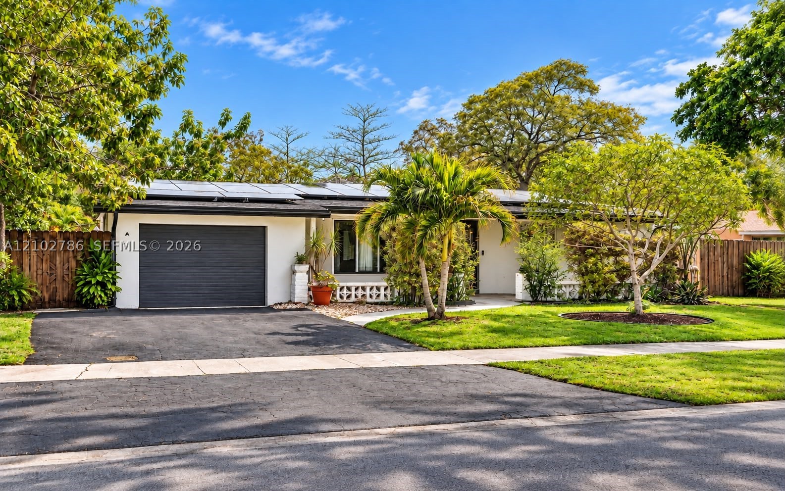 2200 NW 73rd Ave #2200, Sunrise FL 33313