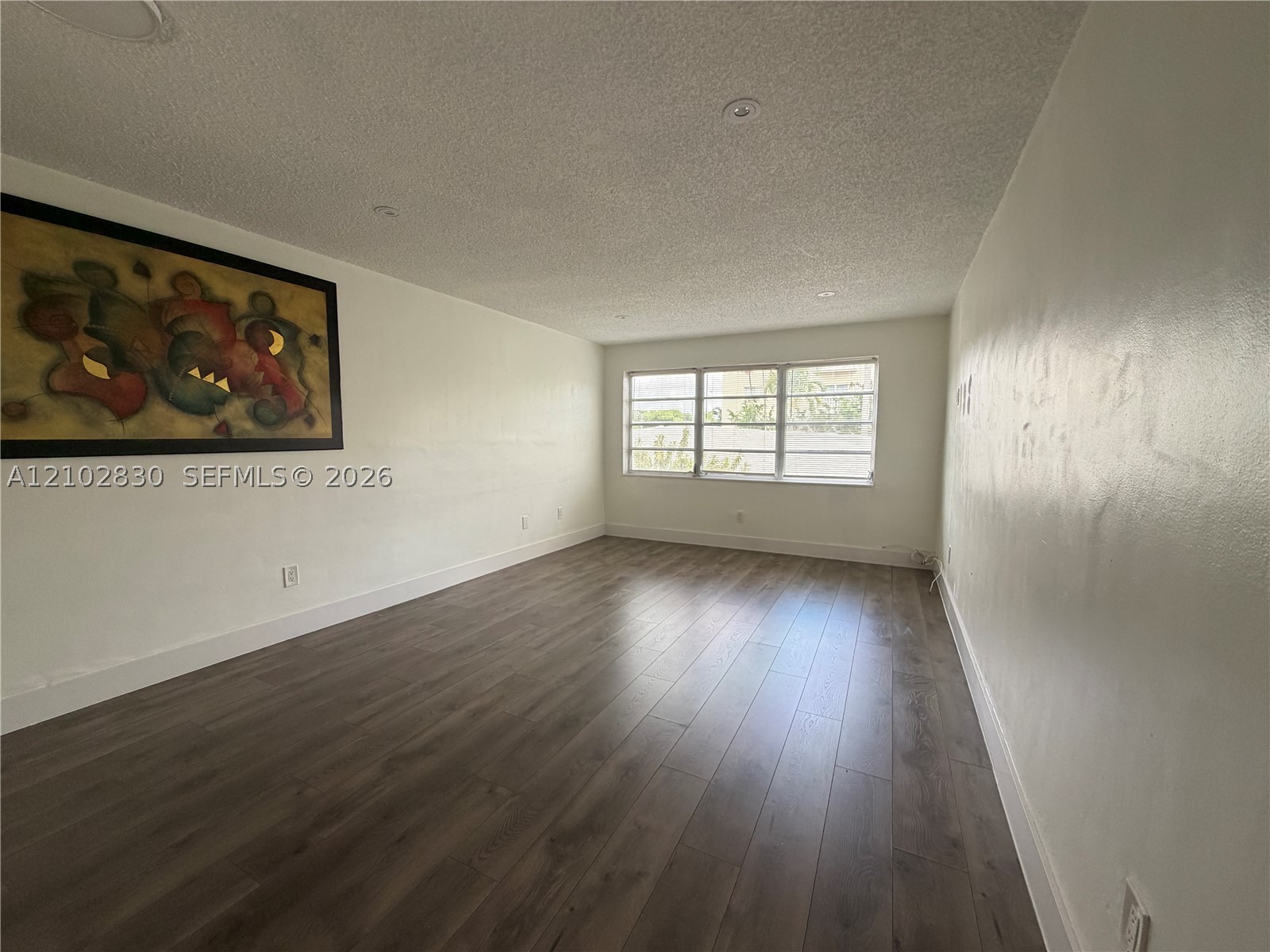 300 NE 125th St #205, North Miami FL 33161