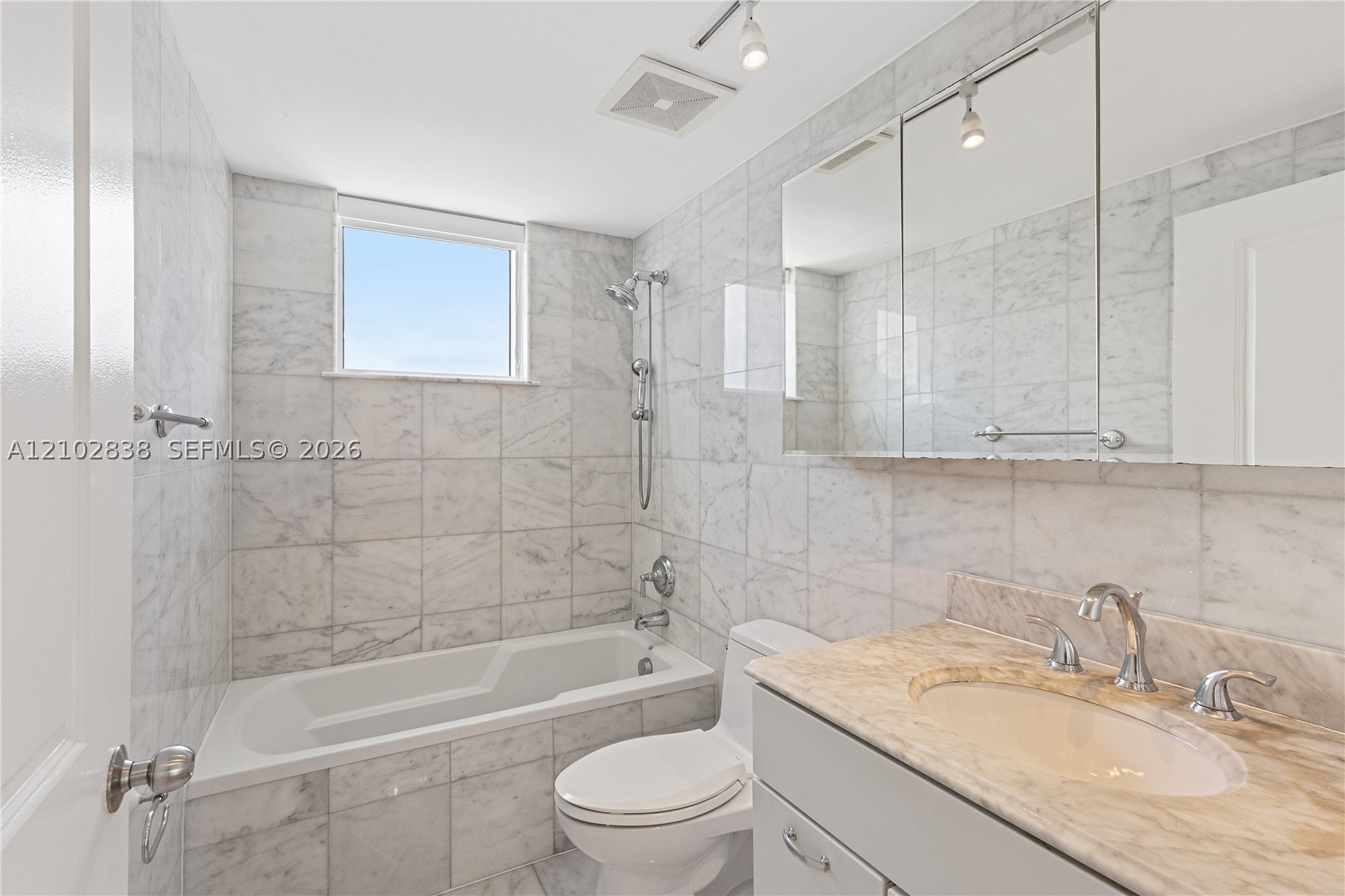 1250 S Miami Ave #3506, Miami FL 33130