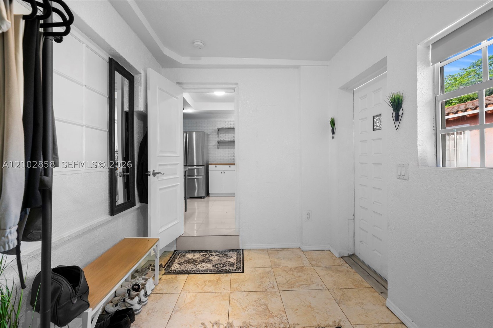 555 NE 73rd St, Miami FL 33138