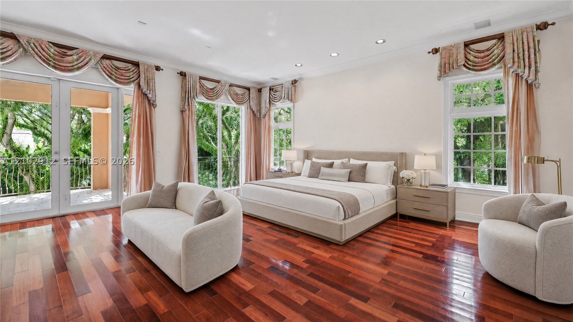 11001 Old Cutler Rd, Coral Gables FL 33156