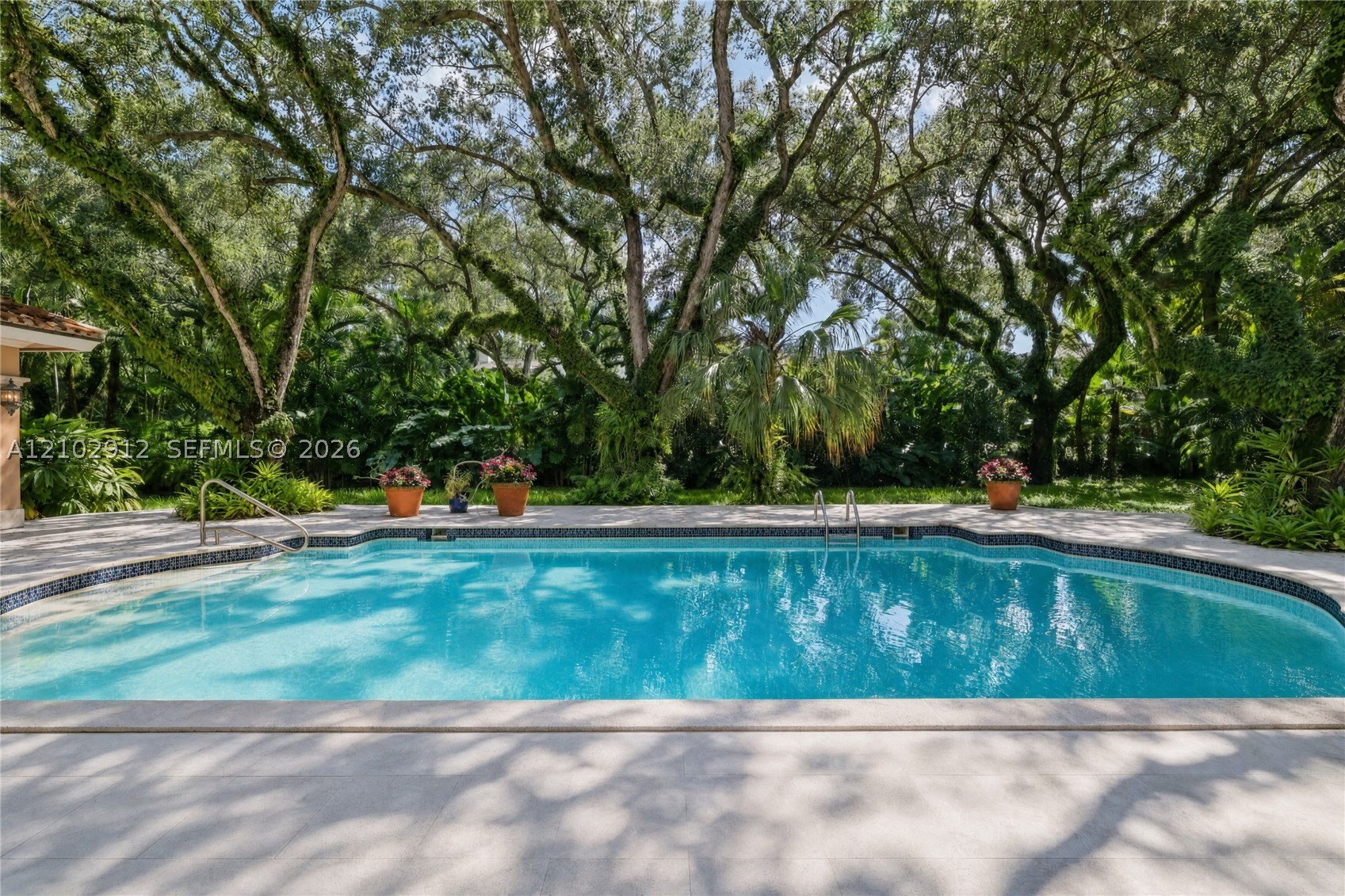 11001 Old Cutler Rd, Coral Gables FL 33156