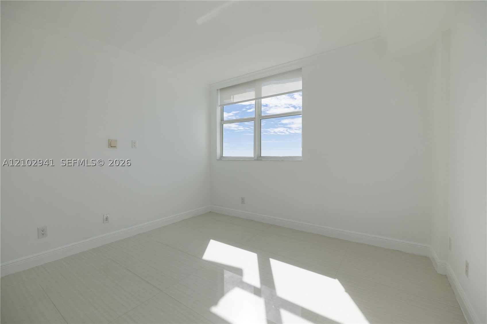 2475 Brickell Ave #1807, Miami FL 33129