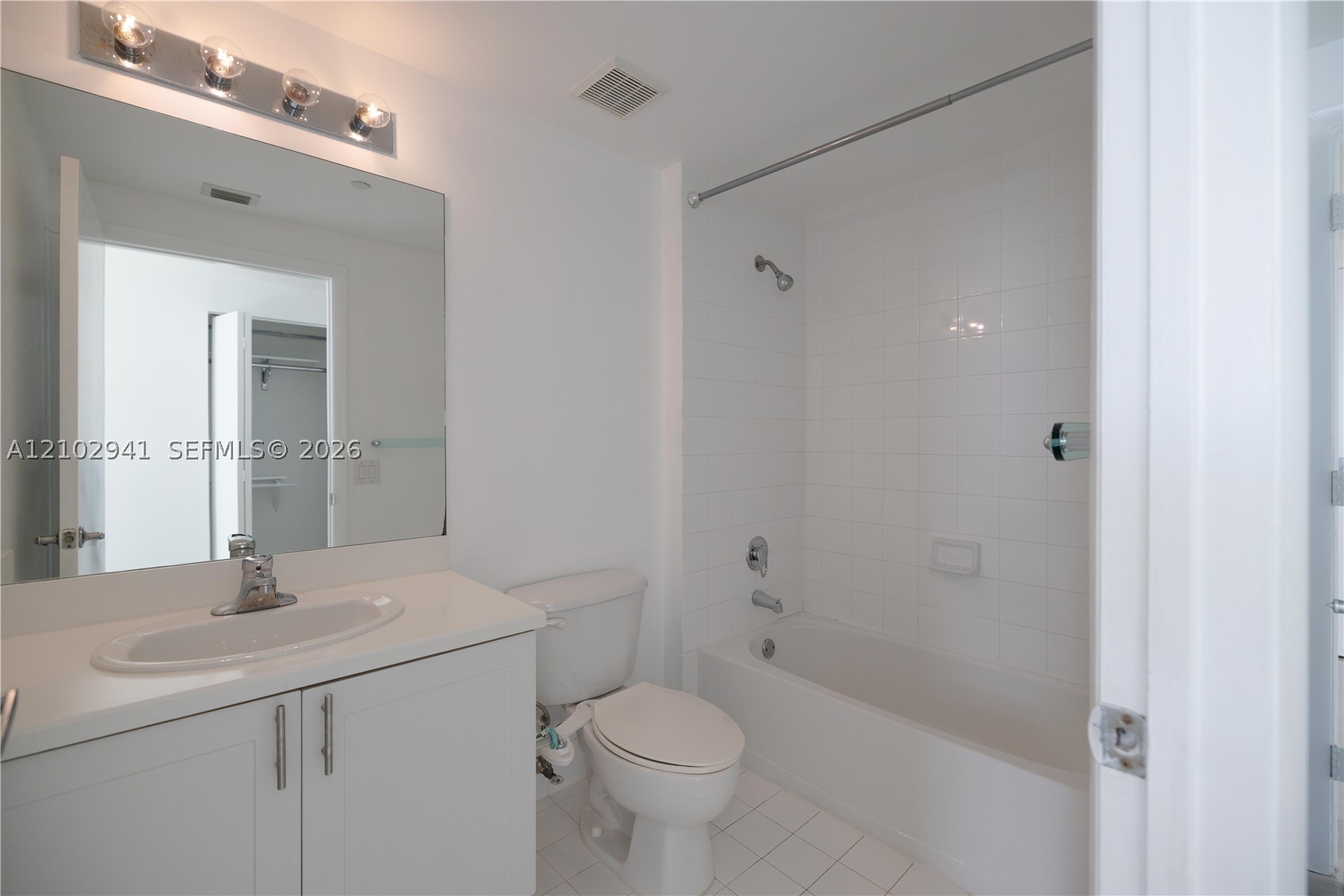 2475 Brickell Ave #1807, Miami FL 33129
