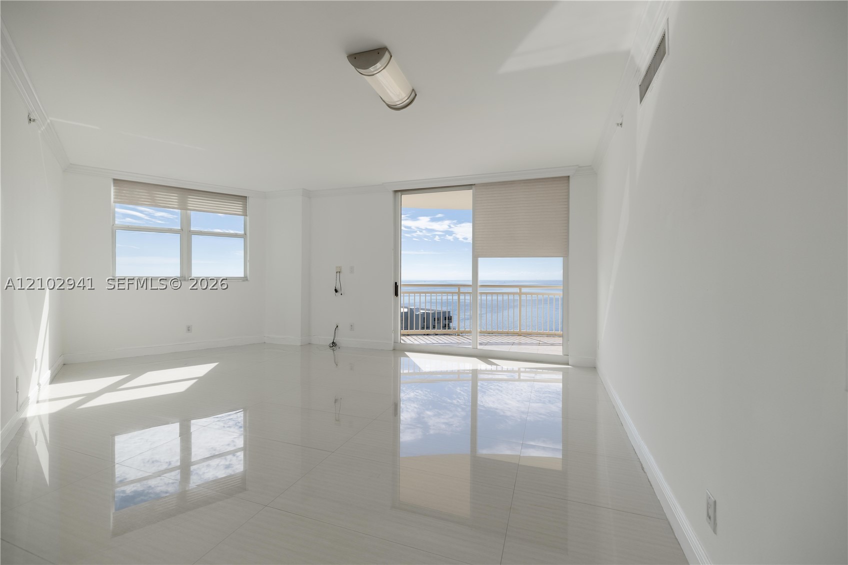 2475 Brickell Ave #1807, Miami FL 33129