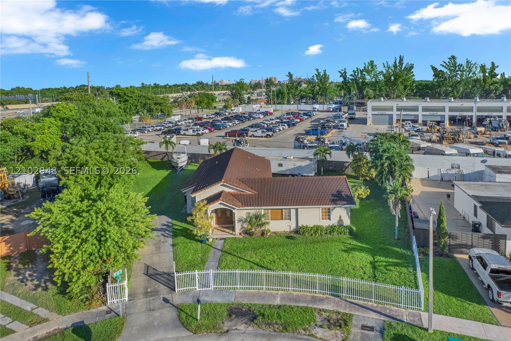 11525 SW 49th Ter, Miami FL 33165